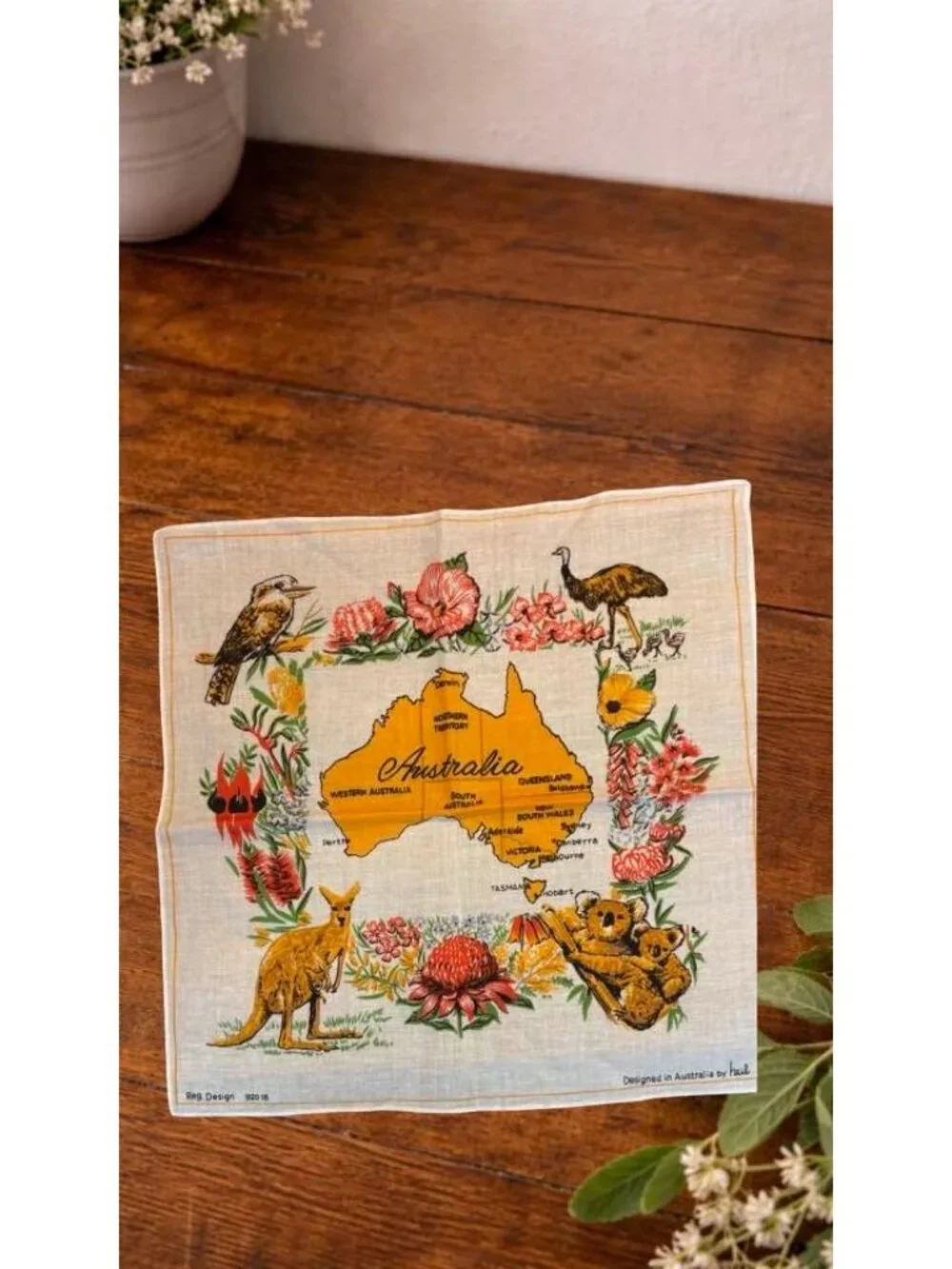 Vintage Australia Souvenir Hankie, Koala Kangaroo Map Handkerchief, Australian - Picture 2 of 5
